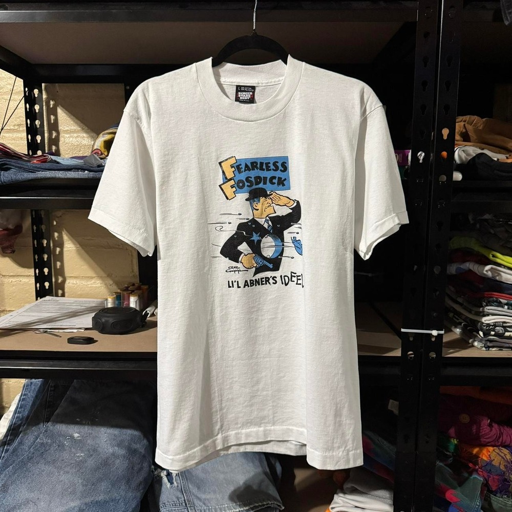 RARE VINTAGE 90s Screen Stars Fearless Fosdick White Graphic Tee - Medium